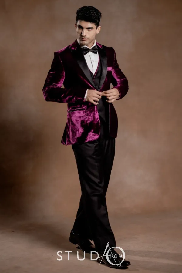DESIGNER BLAZER IN VELVET