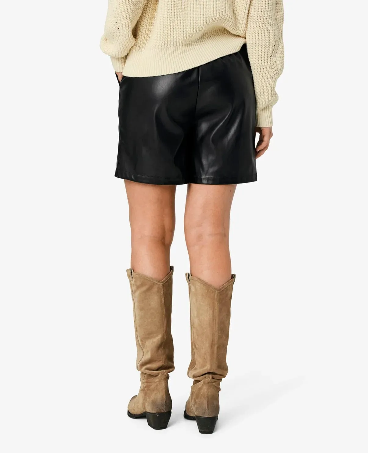 Unmade Copenhagen Aimi Shorts
