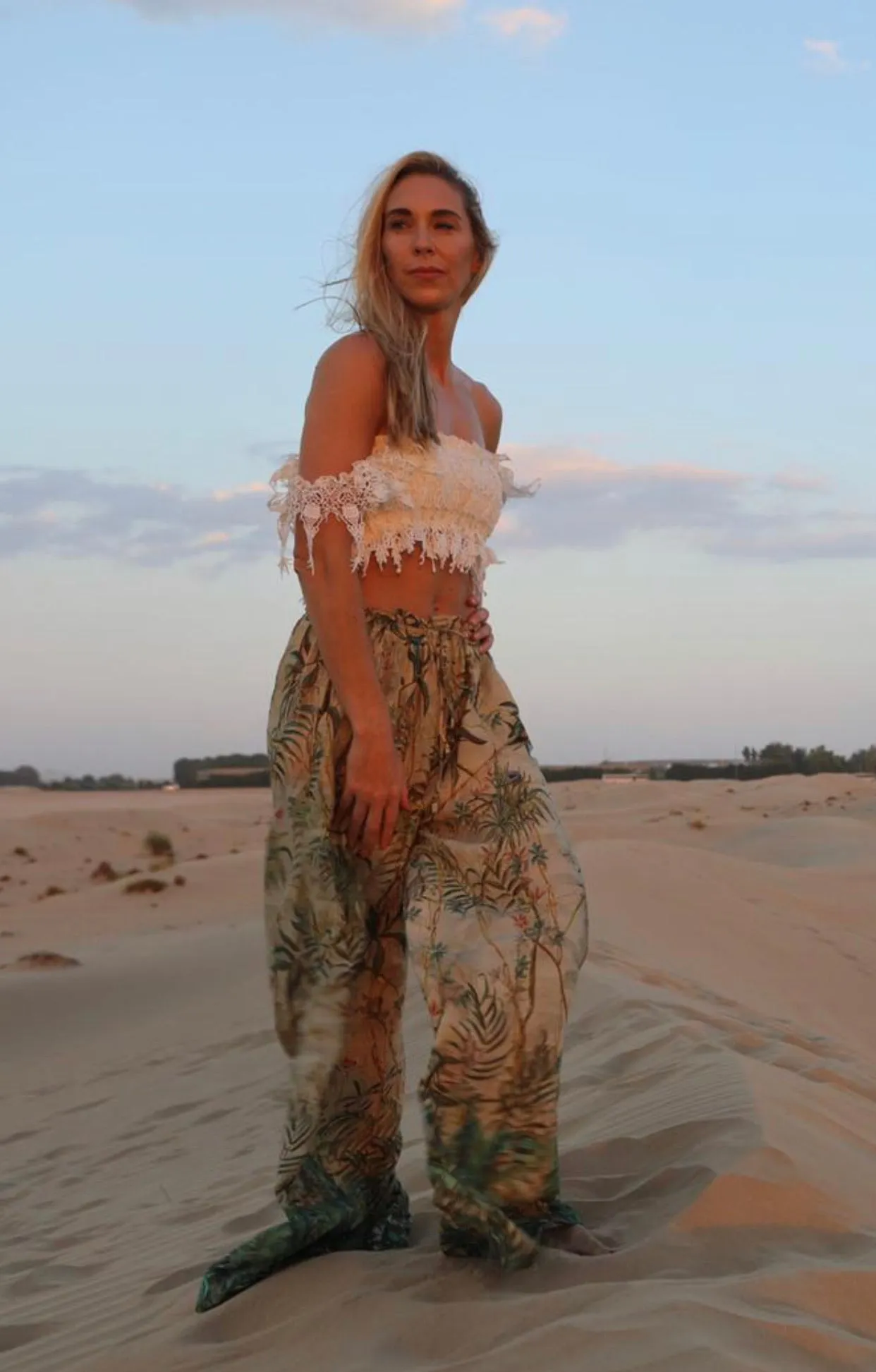 Wide leg monkey pants